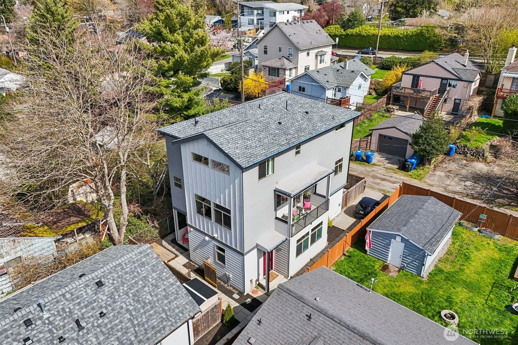 8410 17th Avenue Southwest, Unit 3 Seattle, WA 98106 - Photo 9 of 39