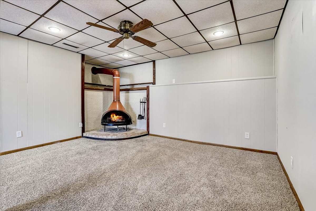406 Kent Road McHenry, IL 60051 - Photo 22 of 39 a view of a room with wooden floor