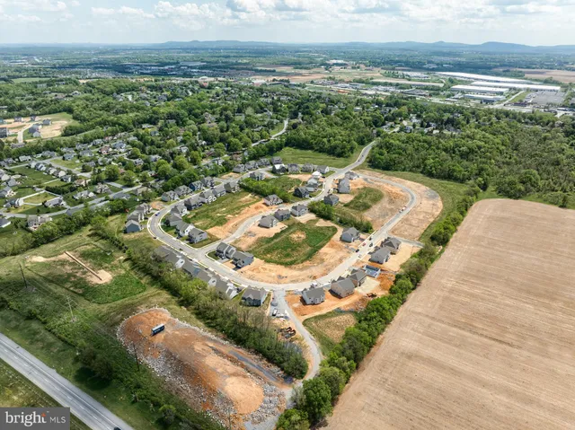 $618,192 | 122 Silver Circle, Unit ADDISON, Mechanicsburg, PA 17050