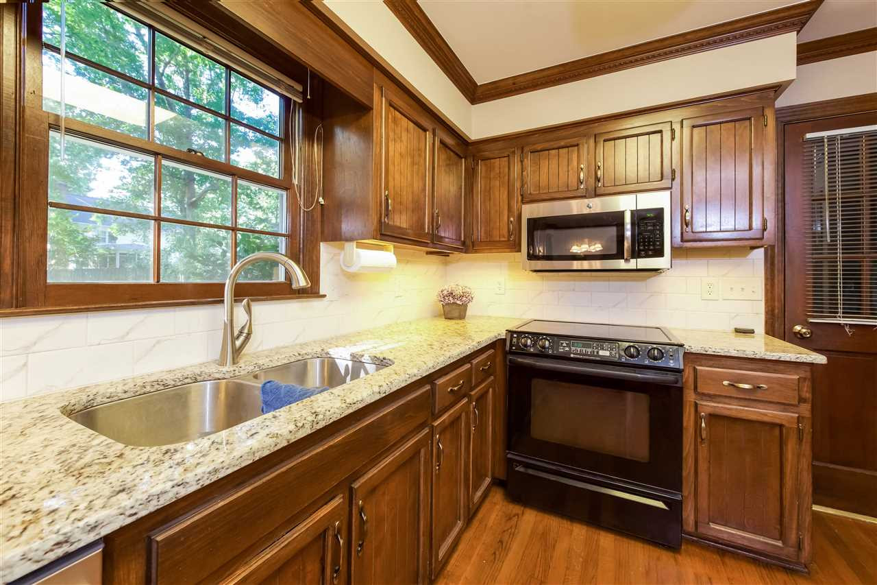 8312 Castine Court Raleigh, NC 27613 - Photo 9 of 24 Kitchen