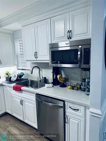 $334,900 | 4529 Carambola Circle South, Unit 4529, Coconut Creek, FL 33066