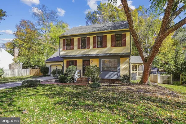 $575,000 | 15421 Autumn Lane, Dumfries, VA 22025