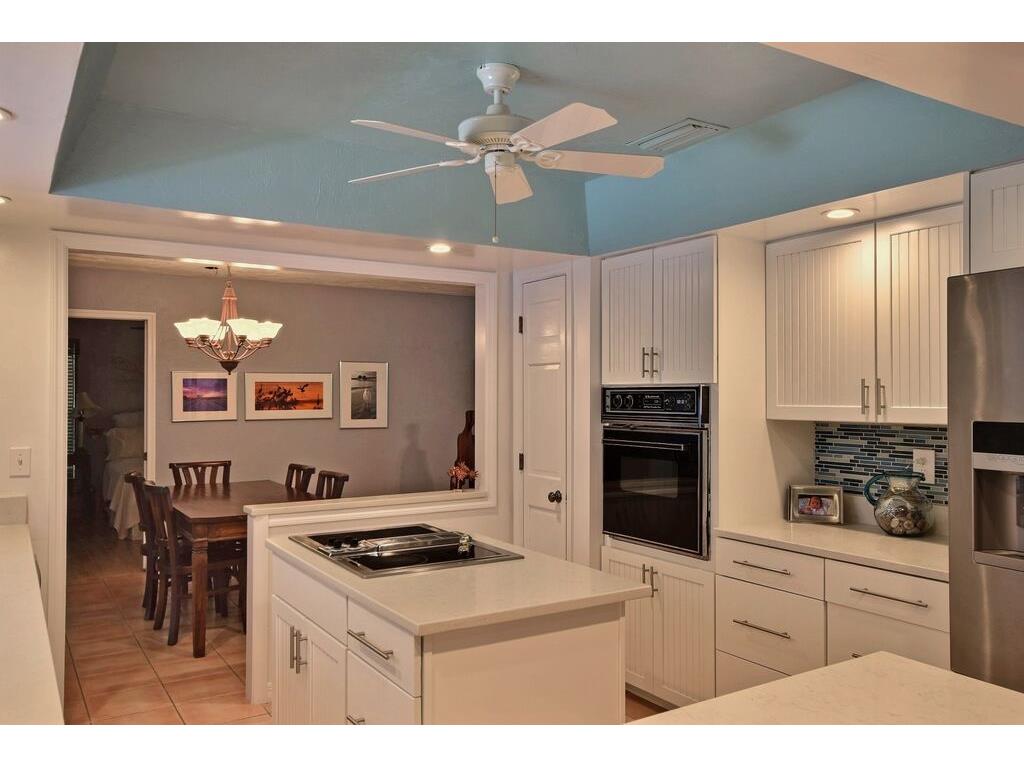 826 Banyan Road Vero Beach, FL 32963 - Photo 15 of 33 Gallery Image 15