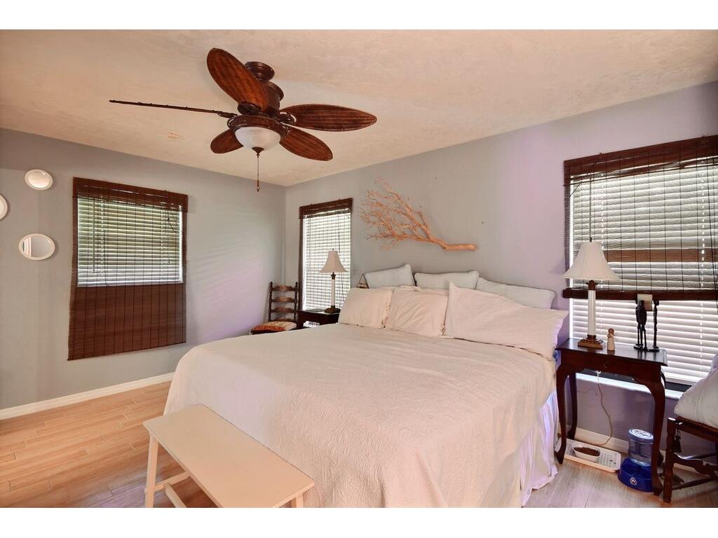826 Banyan Road Vero Beach, FL 32963 - Photo 20 of 33 Gallery Image 20