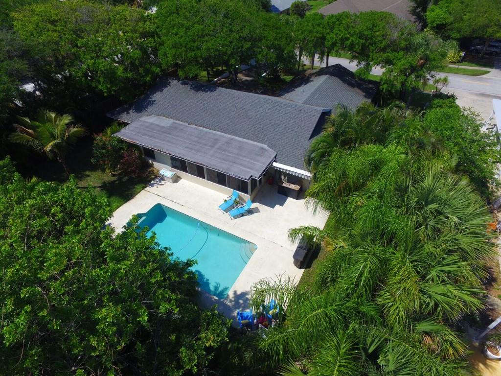 826 Banyan Road Vero Beach, FL 32963 - Photo 6 of 33 Gallery Image 6