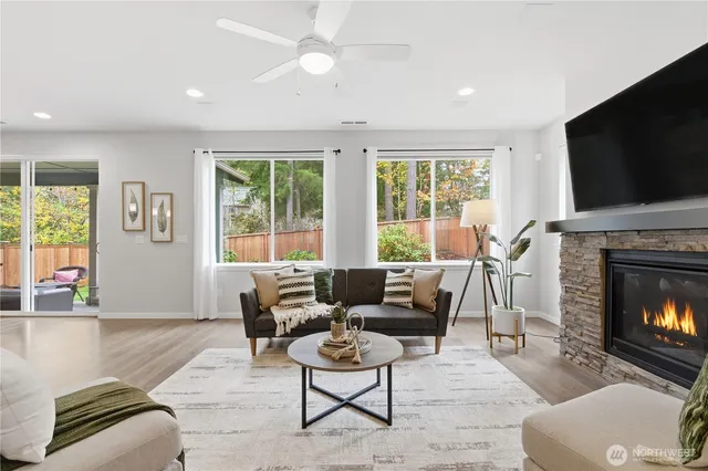 $767,800 | 2413 Northeast Sunnymede Street, Poulsbo, WA 98370