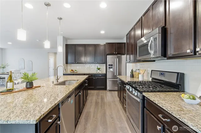 $767,800 | 2413 Northeast Sunnymede Street, Poulsbo, WA 98370