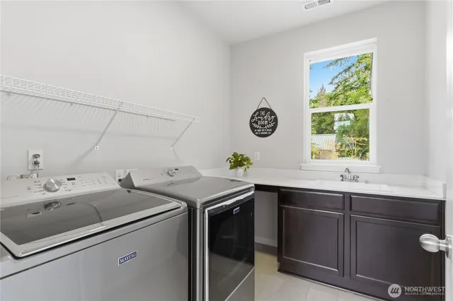 $767,800 | 2413 Northeast Sunnymede Street, Poulsbo, WA 98370