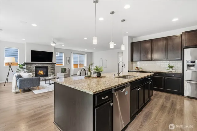 $767,800 | 2413 Northeast Sunnymede Street, Poulsbo, WA 98370