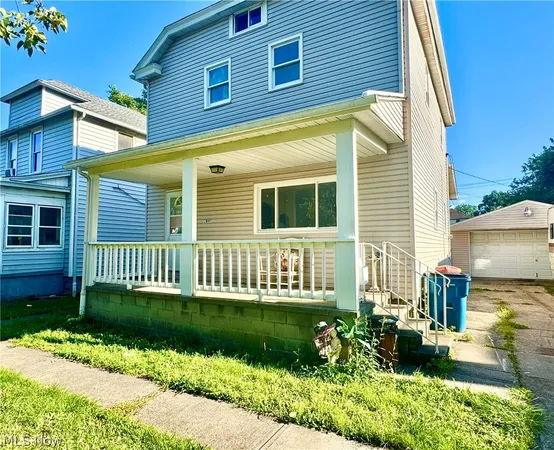 $180,000 | 2044 East 29th Street, Lorain, OH 44055