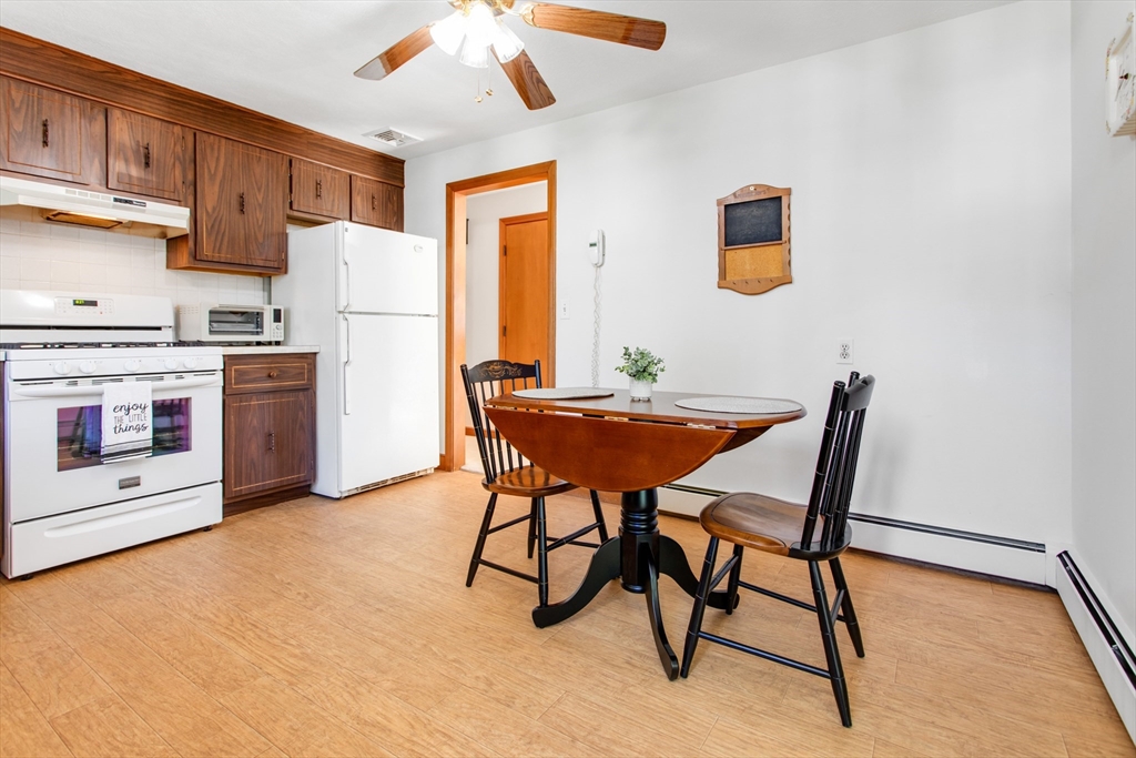 9 Hemlock Road Reading, MA 01867 - Photo 10 of 42 Gallery Image 10