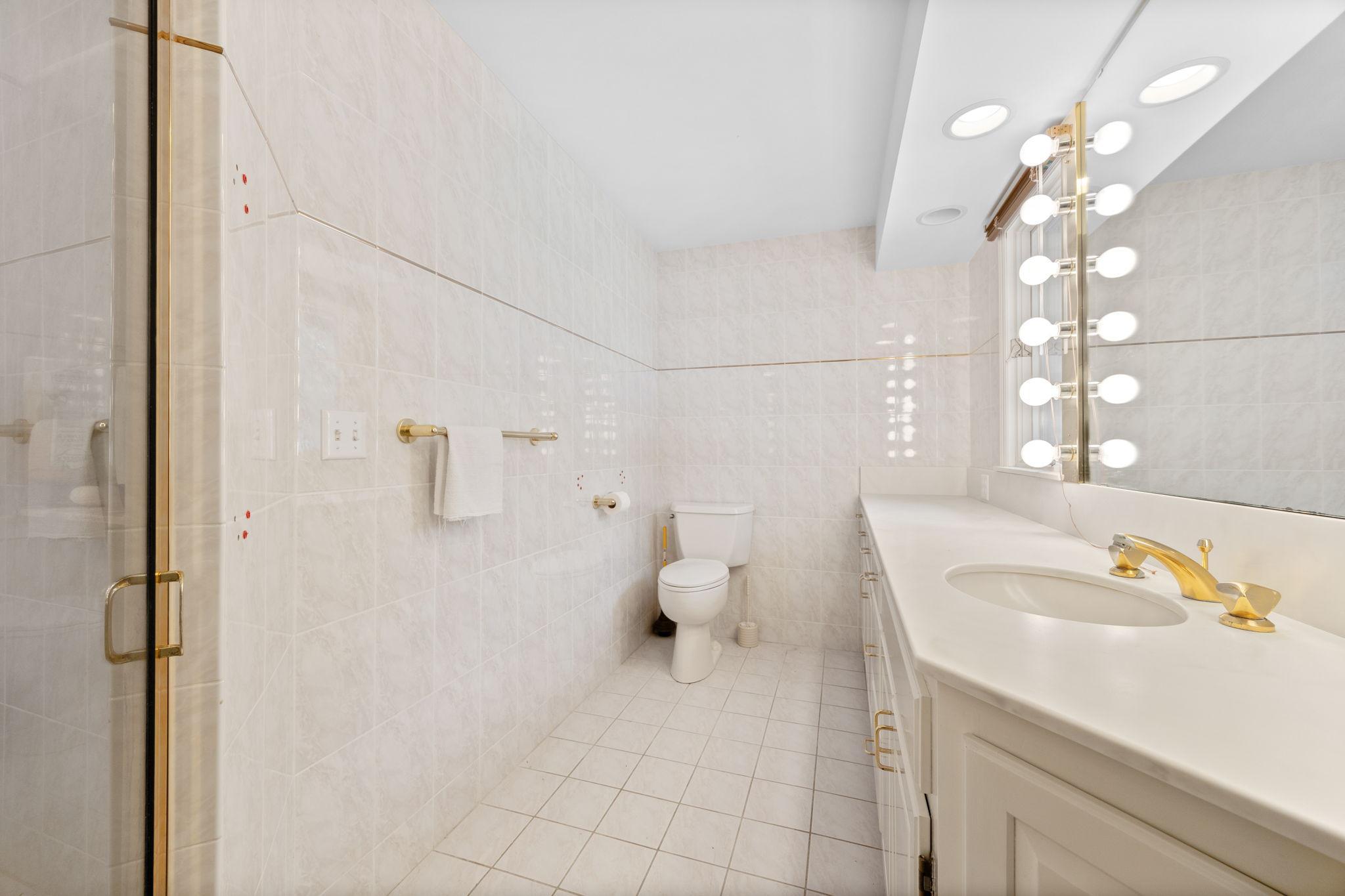 1065 Edgewood Hill Road Orono, MN 55391 - Photo 28 of 40
