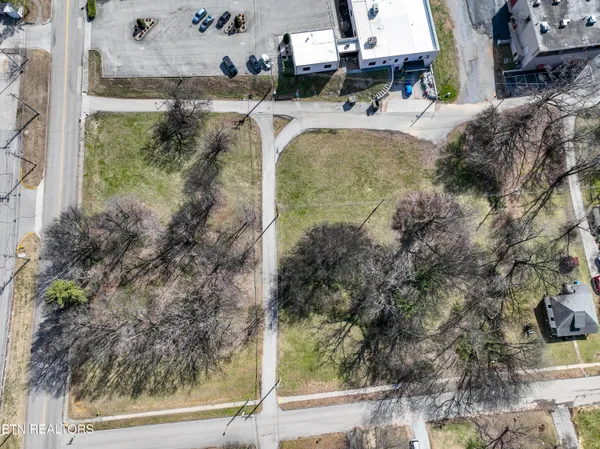$499,900 | Sanderson Street, Alcoa, TN 37701
