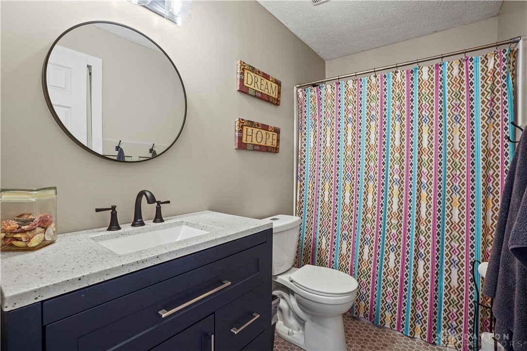 8661 East Snodgrass Road Conover, OH 45317 - Photo 11 of 28 Gallery Image 11