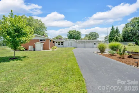 $419,000 | 10 Moland Drive, Etowah, NC 28729