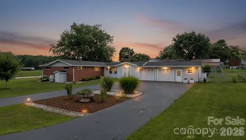 $419,000 | 10 Moland Drive, Etowah, NC 28729