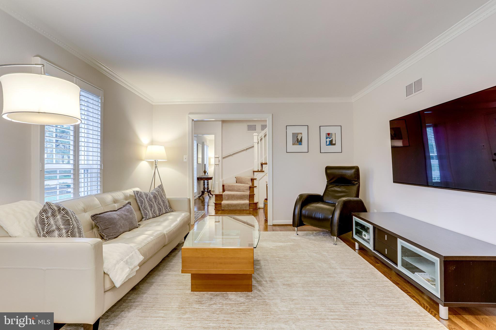 11605 Clipstone Lane Reston, VA 20191 - Photo 7 of 55 Gallery Image 7