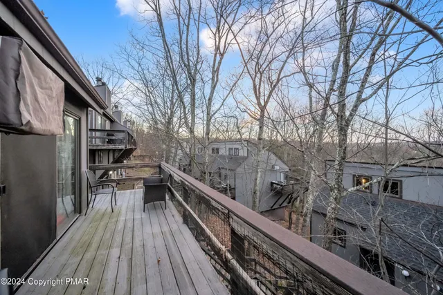 a house view with a backyard space