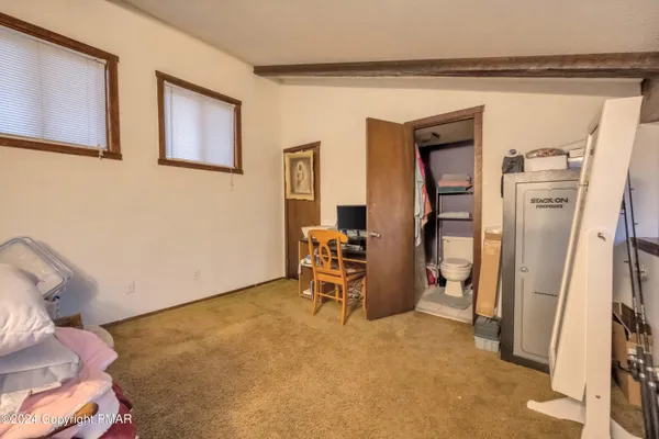 a view of a storage & utility room