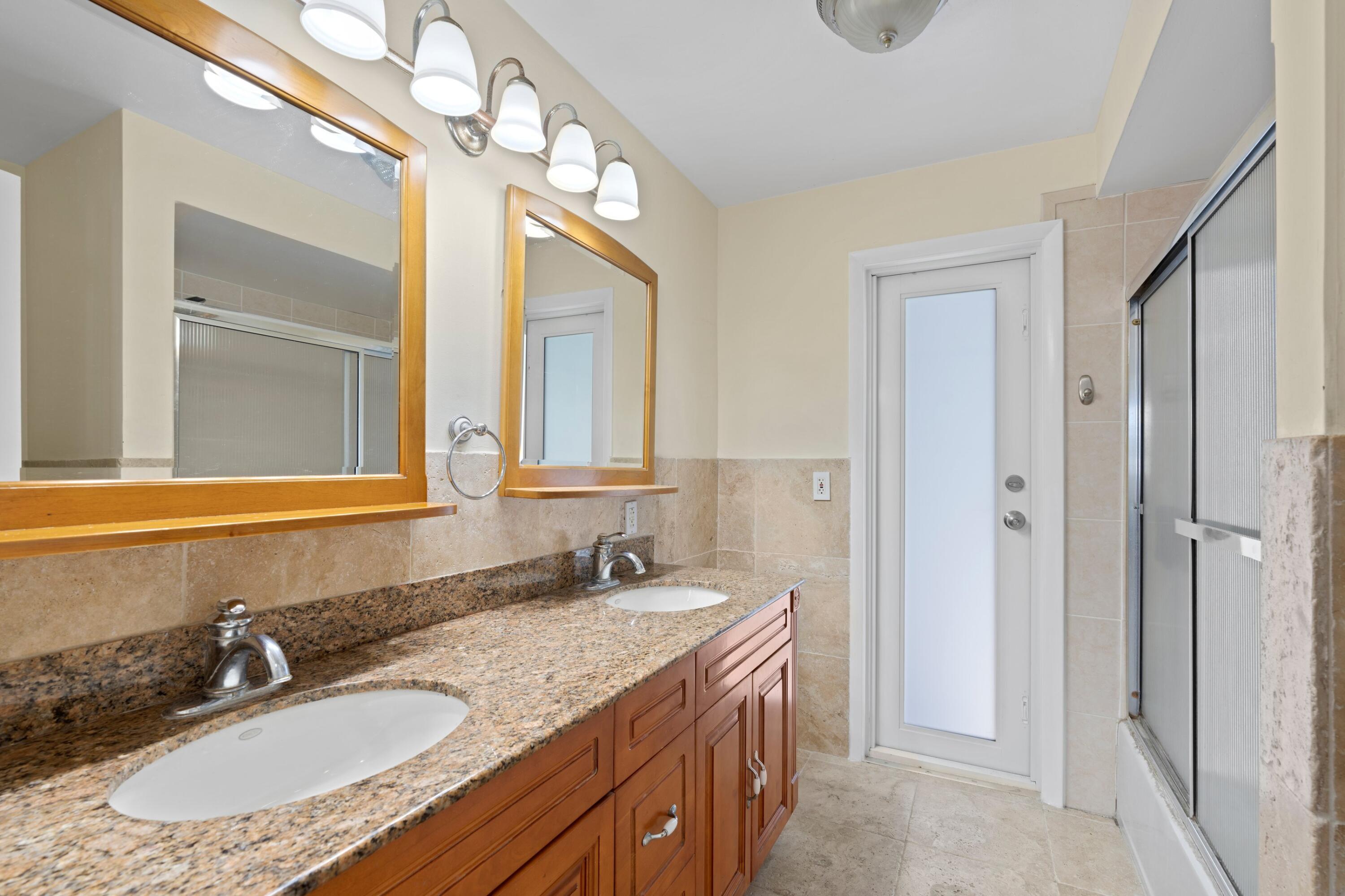 1544 Southwest 13th Drive Boca Raton, FL 33486 - Photo 11 of 26 Bathroom #2