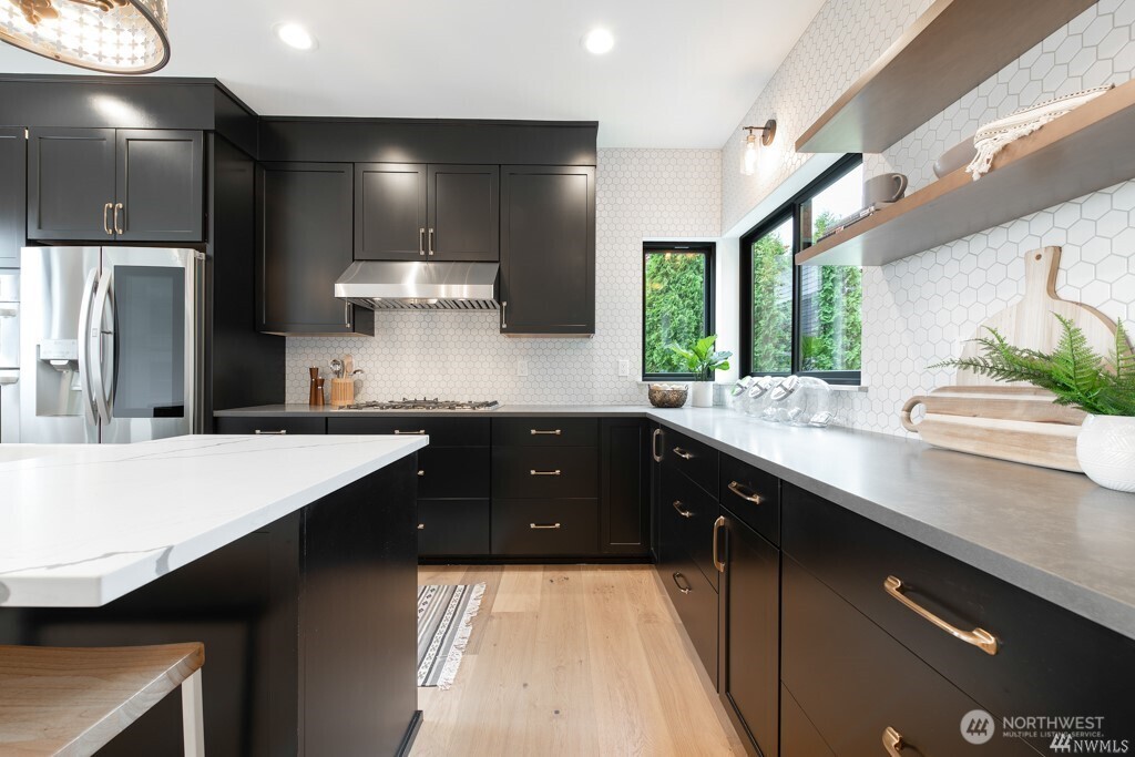 421 North 63rd Street Seattle, WA 98103 - Photo 7 of 40