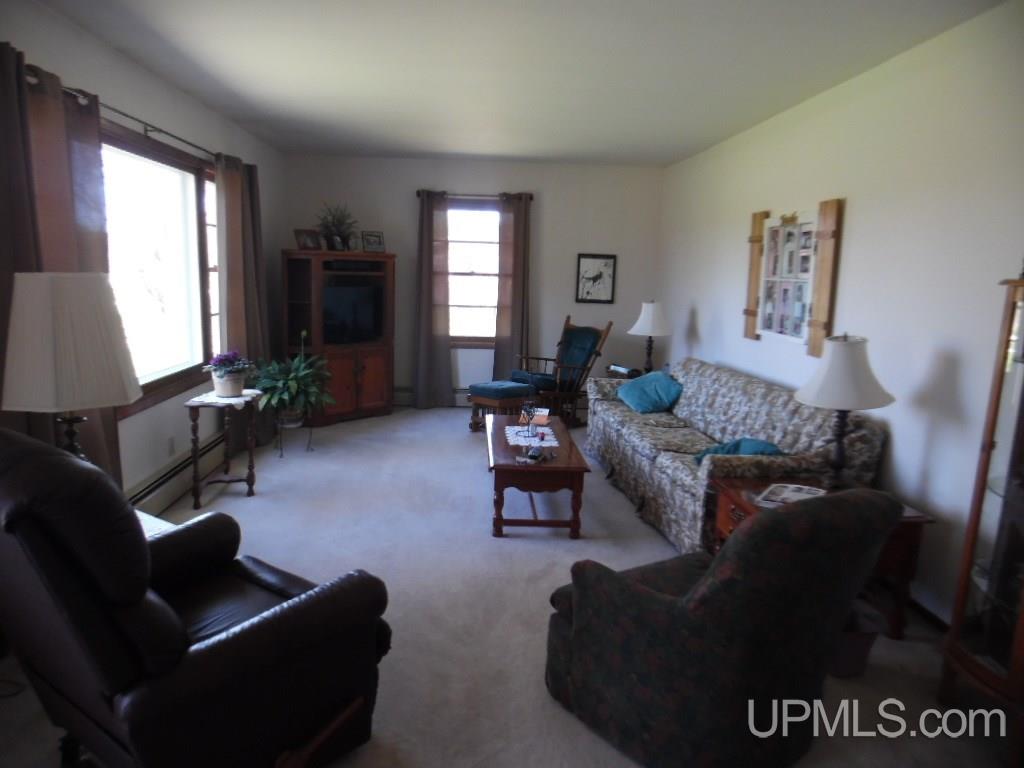 3437 Co Road Cornell, MI 49818 - Photo 5 of 22