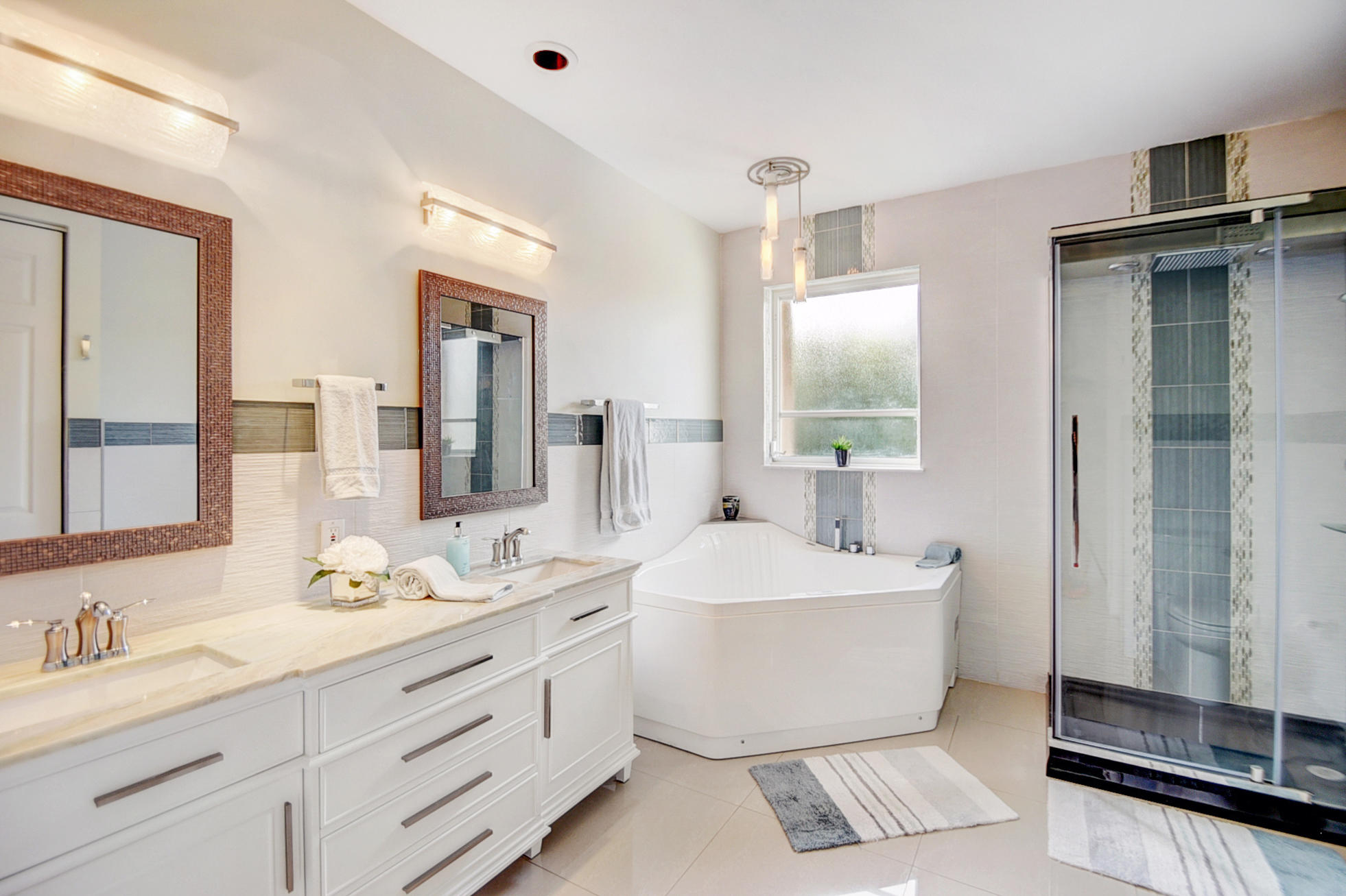 6275 Brava Way Boca Raton, FL 33433 - Photo 18 of 38 Master Bath
