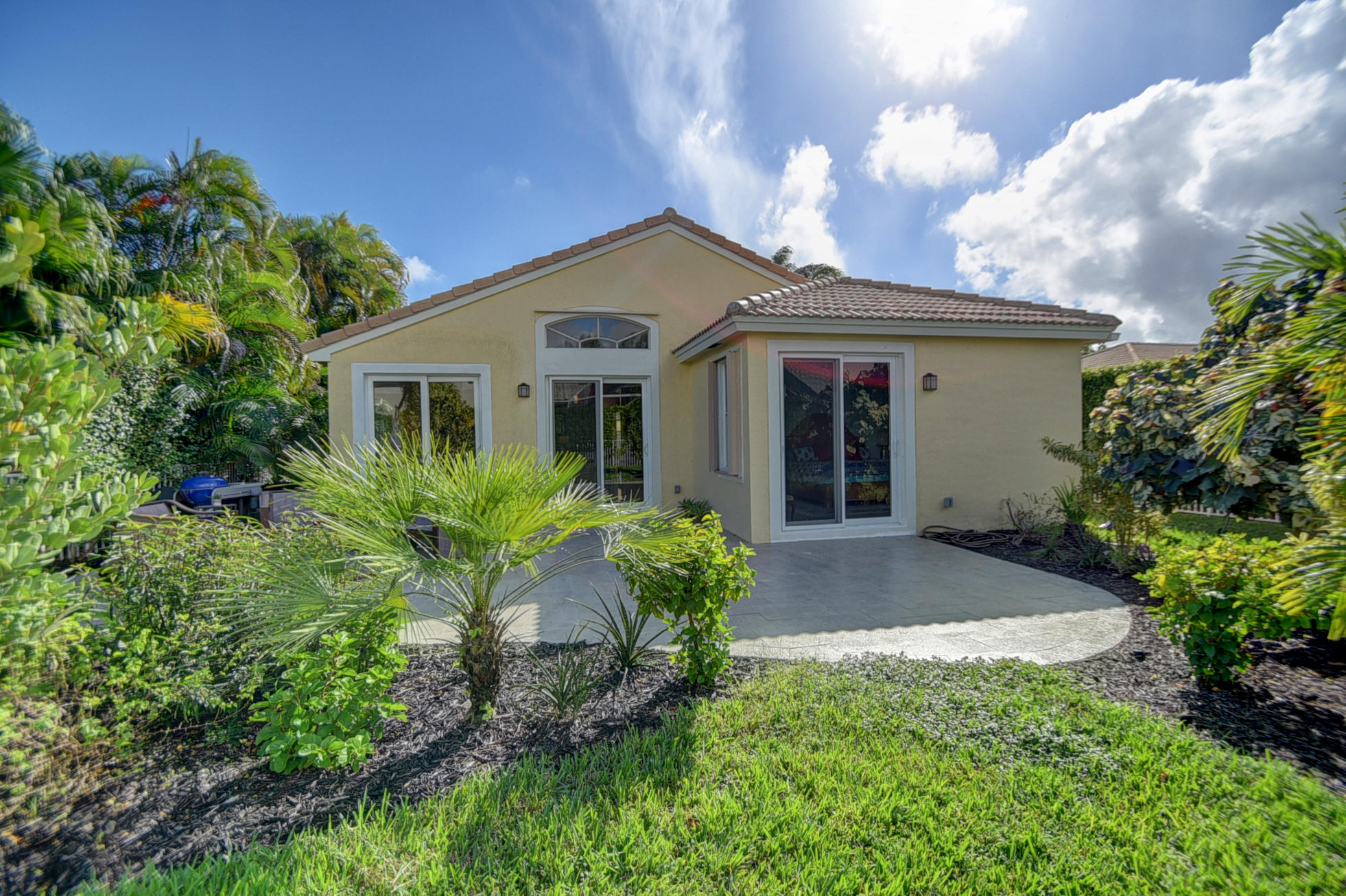 6275 Brava Way Boca Raton, FL 33433 - Photo 29 of 38 Back of House