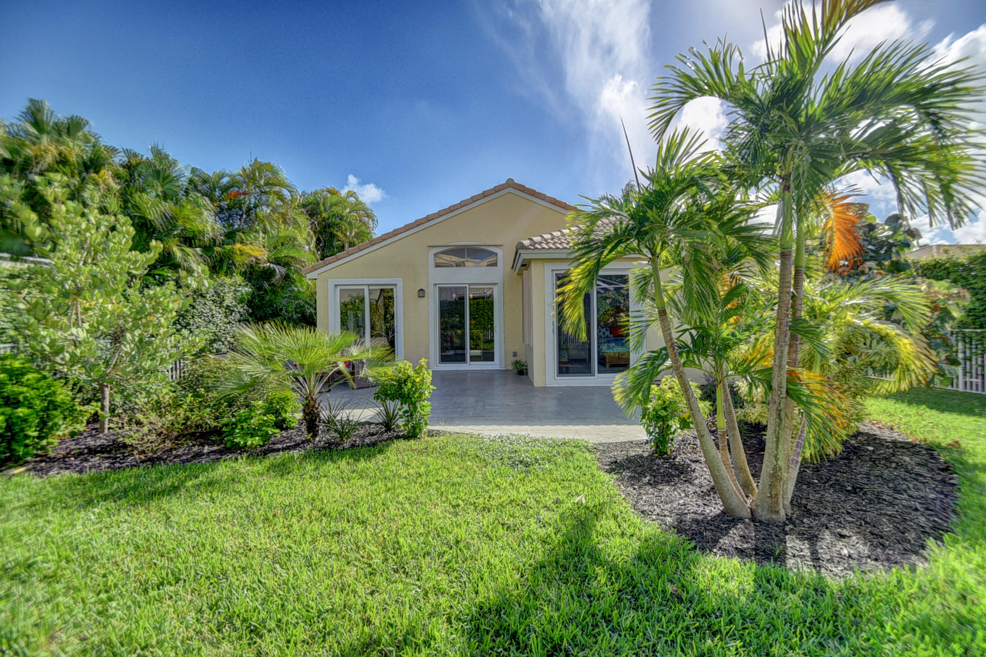 6275 Brava Way Boca Raton, FL 33433 - Photo 30 of 38 back yard