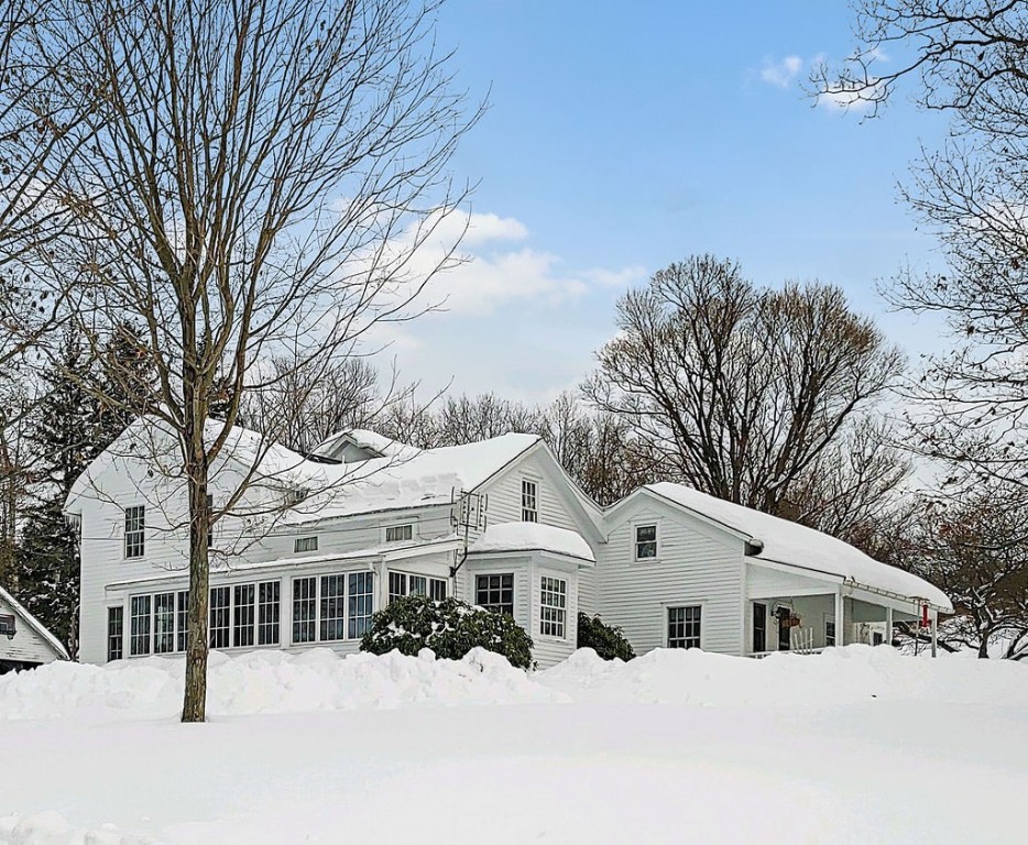 572 Cummings Road Greene, NY 13778 - Photo 1 of 41 Gallery Image 1