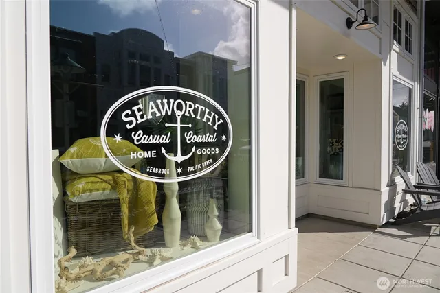 a car parked in front of a building