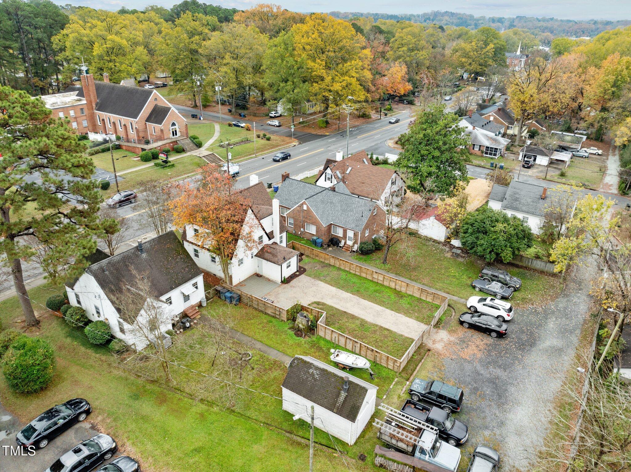 2707 North Roxboro Road Durham, NC 27704 - Photo 29 of 41 21-web-or-mls-DJI_0747