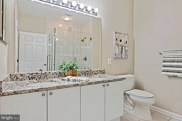 $450,000 | 9480 Virginia Center Boulevard, Unit 210, Vienna, VA 22181