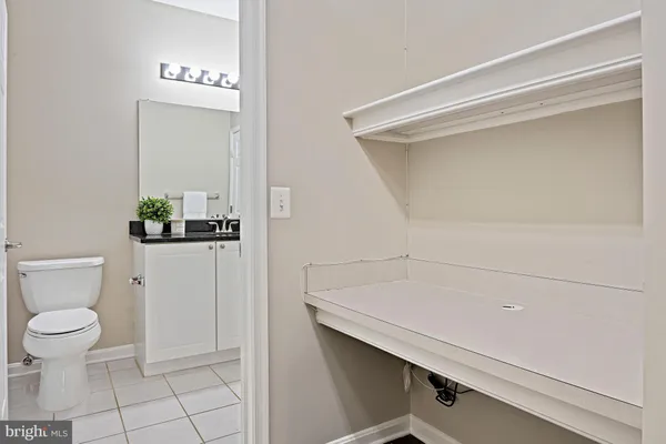 $450,000 | 9480 Virginia Center Boulevard, Unit 210, Vienna, VA 22181
