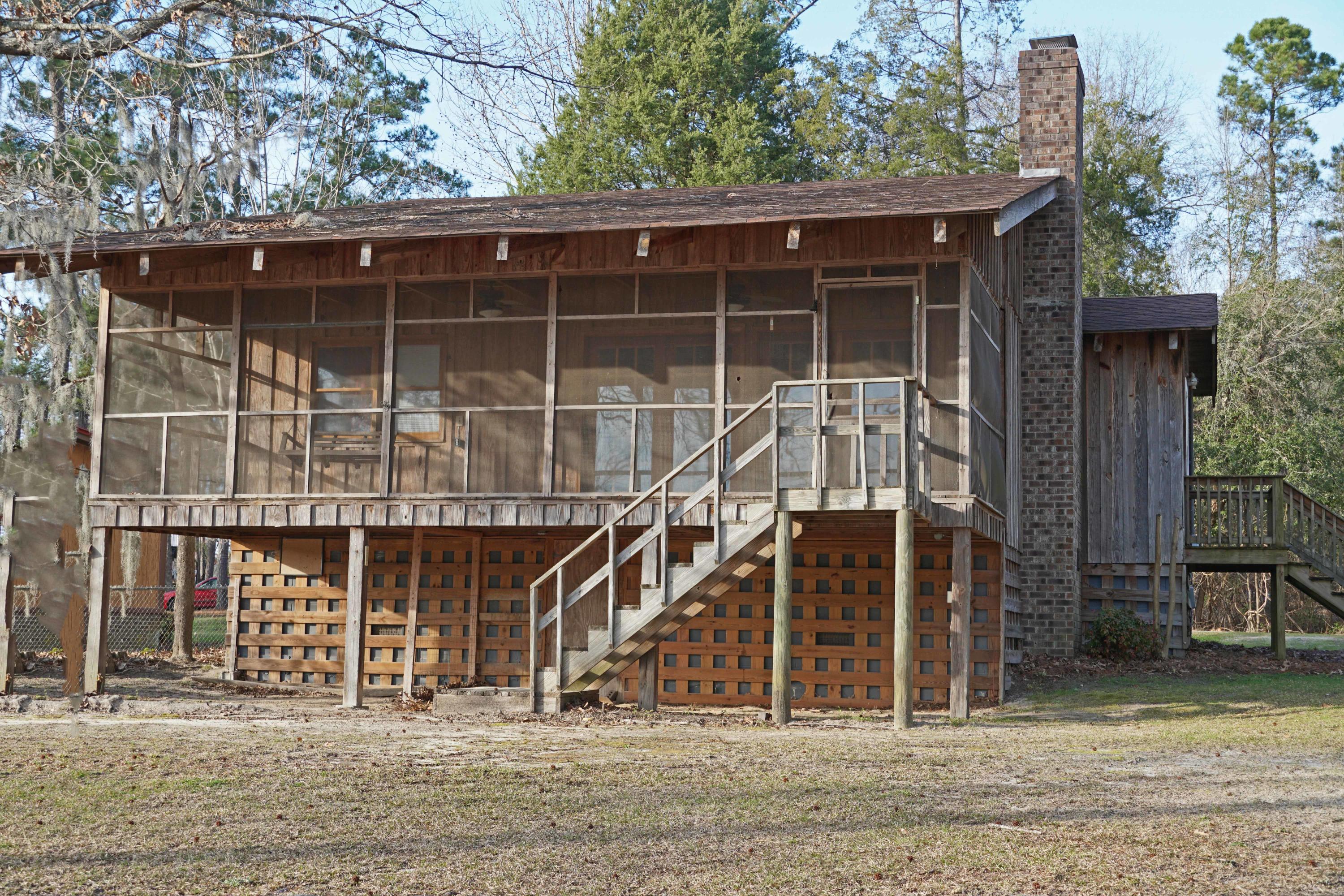 2110 Stukes Road Manning, SC 29102 - Photo 1 of 25 Stukes side 2