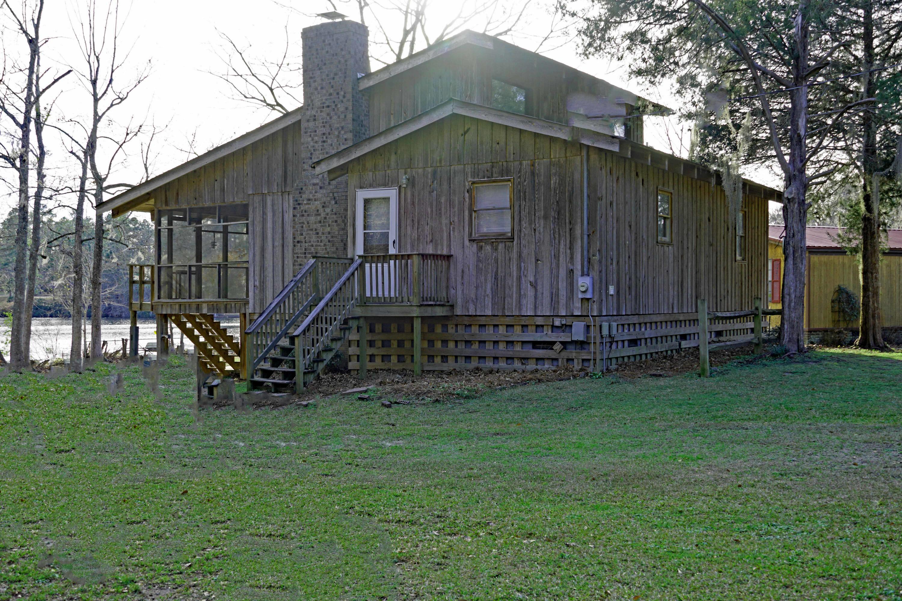 2110 Stukes Road Manning, SC 29102 - Photo 21 of 25 Stukes Street side