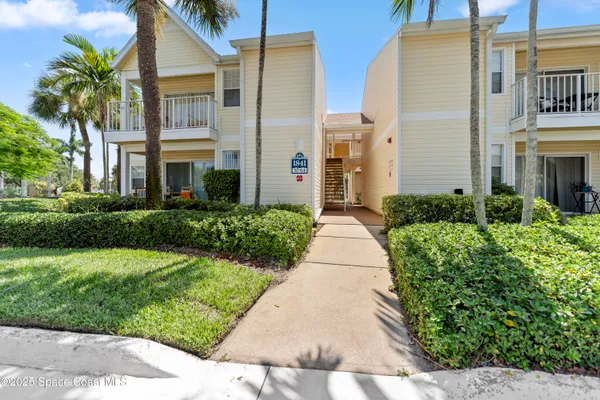 $1,750 | 1841 Island Club Drive, Unit 459, Indialantic, FL 32903