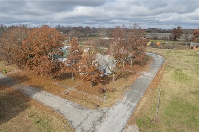 $85,000 | 202 Cullen Avenue, West Mineral, KS 66782