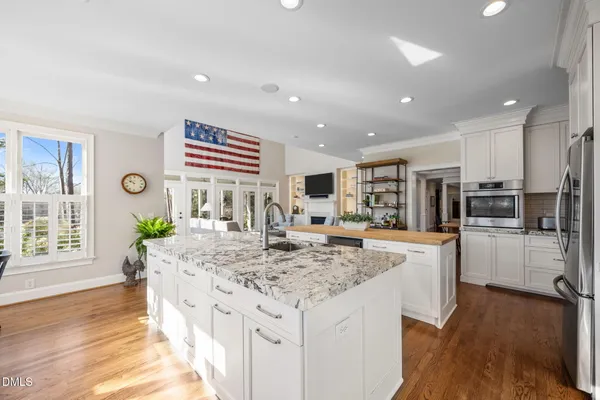$2,500,000 | 200 Donegal Drive, Chapel Hill, NC 27517