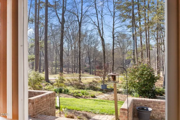 $2,500,000 | 200 Donegal Drive, Chapel Hill, NC 27517