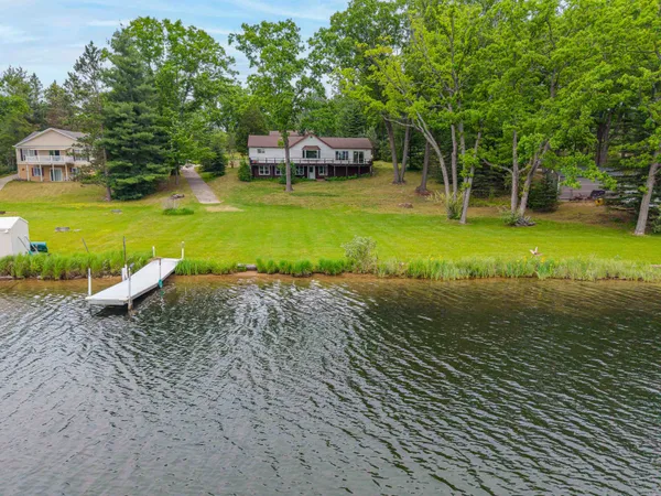 $379,000 | 3152 Van Deusen Road, Harrison, MI 48625