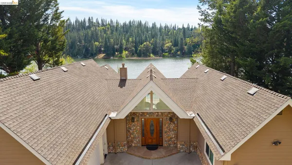 $1,599,000 | 20312 Pine Mountain Drive, Groveland, CA 95321