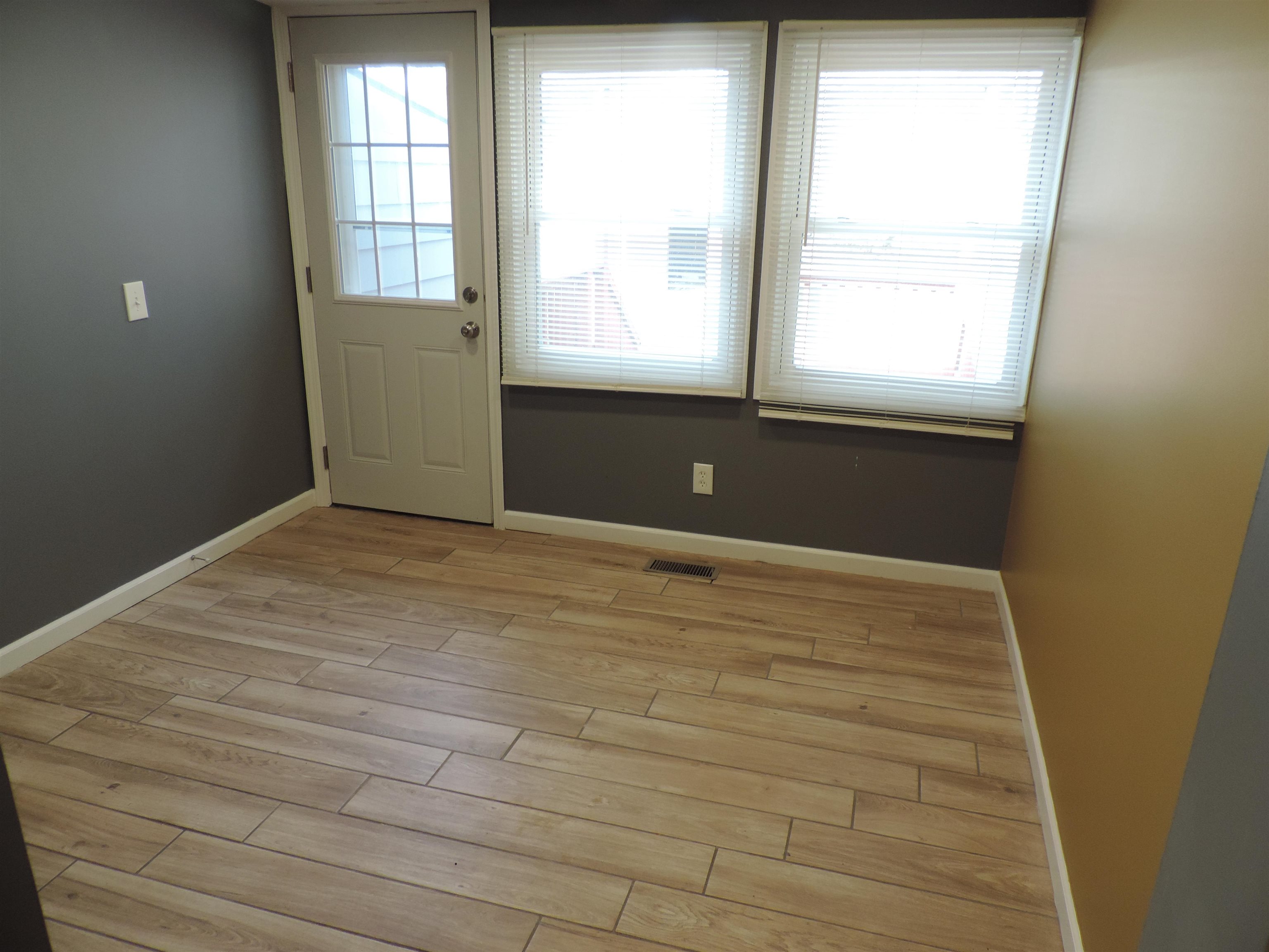 2791 Carpenter Road Lapeer, MI 48446 - Photo 15 of 57 50169317-ddbfdce5-3d1b-4921-9f9b-1432a49713b9.JPG