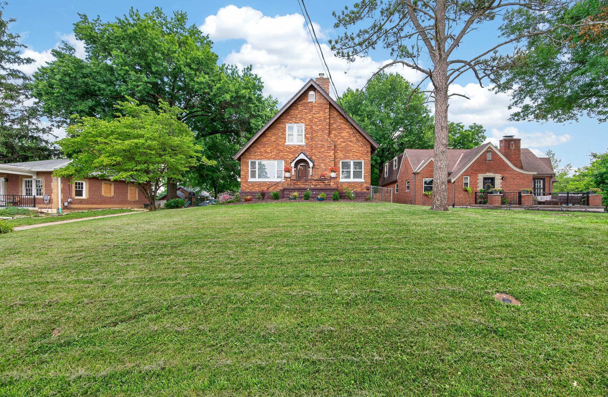 30 Dudley Road Fort Mitchell, KY 41017 - Photo 2 of 45 rb0bathdw4