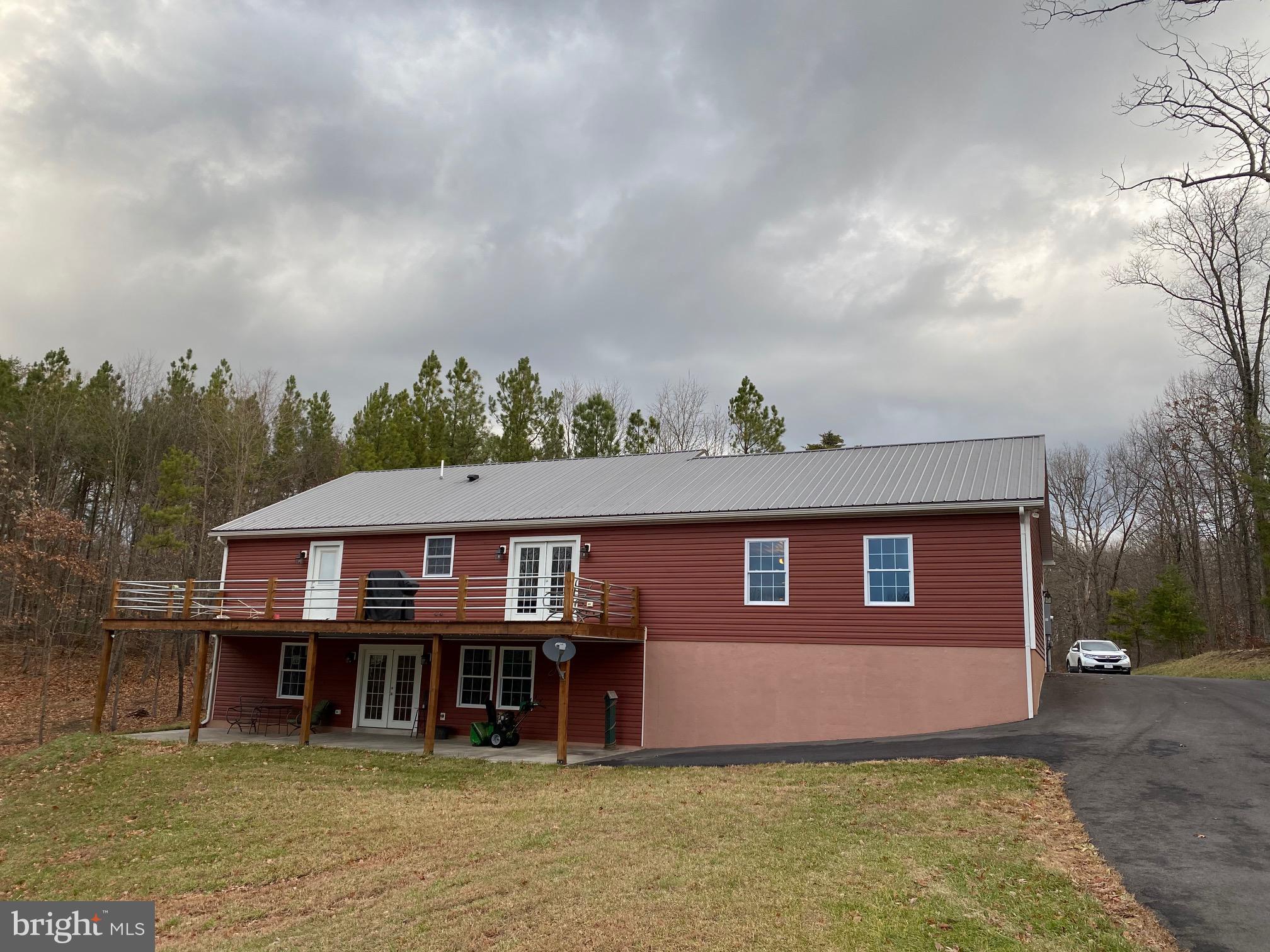 2261 County Rte 1/1 Berkeley Springs, WV 25411 - Photo 21 of 31 Back of home