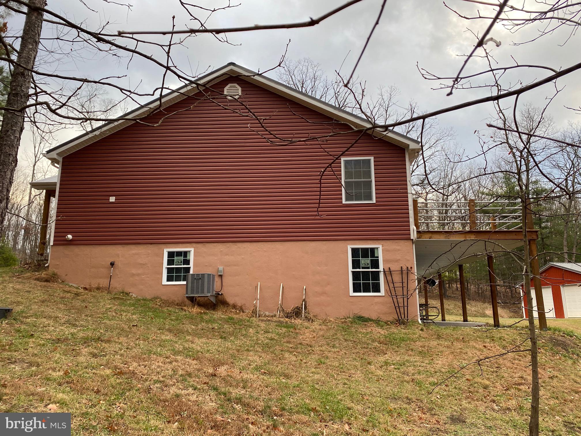 2261 County Rte 1/1 Berkeley Springs, WV 25411 - Photo 22 of 31 Side of Home