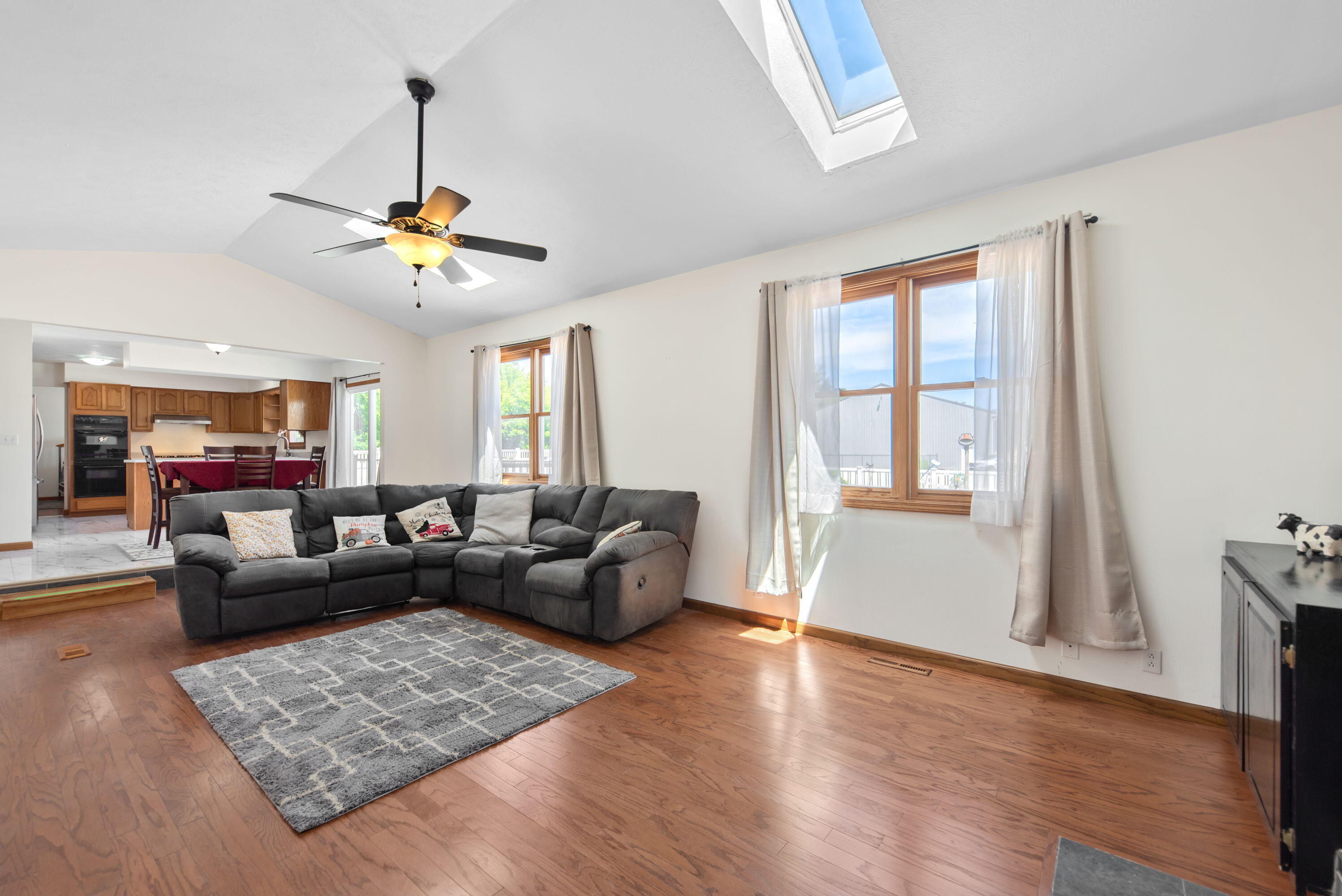 6983 East Division Road Mill Creek, IN 46365 - Photo 14 of 35 2996x2000
