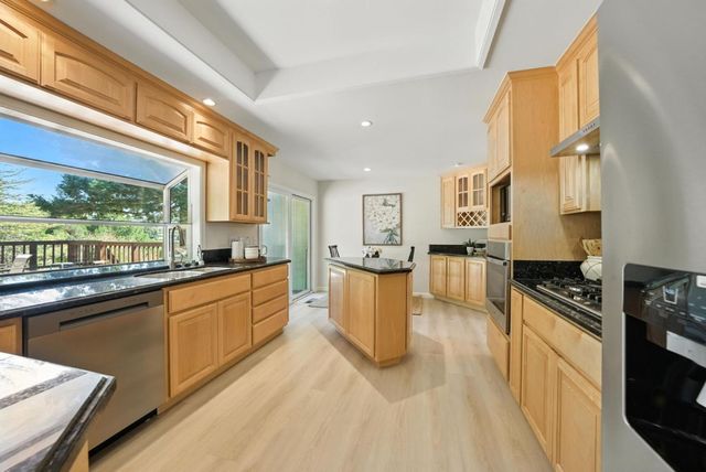 $1,500,000 | 5529 Feather Court, Castro Valley, CA 94552