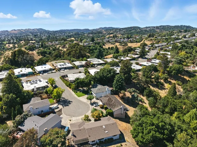 $1,645,888 | 5529 Feather Court, Castro Valley, CA 94552