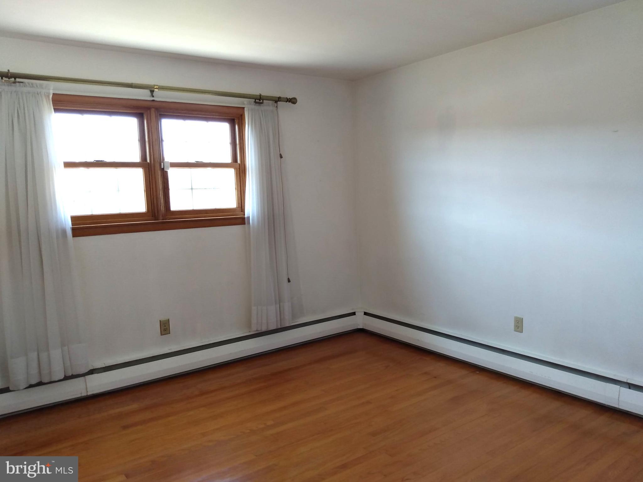 228 Mill Road Chambersburg, PA 17201 - Photo 15 of 32 2nd Bedroom